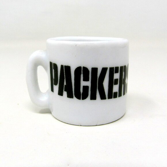 Green Bay Packers Mini Mug NFL Football 1" Ceramic Miniature Cup Display - Picture 1 of 2